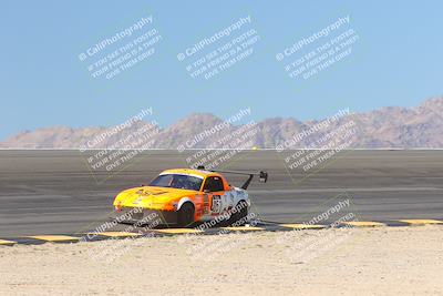 media/Oct-15-2023-Lucky Dog Racing Chuckwalla (Sun) [[f659570f60]]/2nd Stint Bowl/